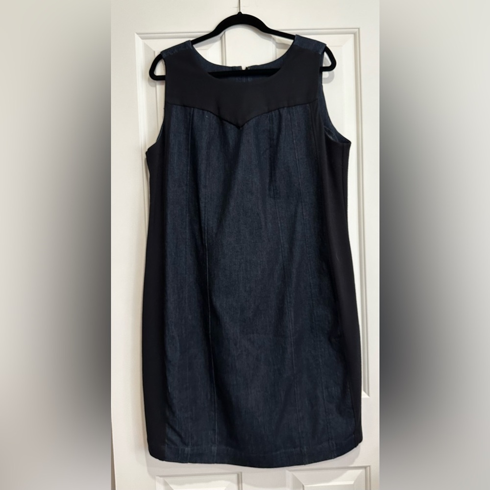 TORRID Denim Dress with Stretch Sz 2. Great condition. Smoke free home.